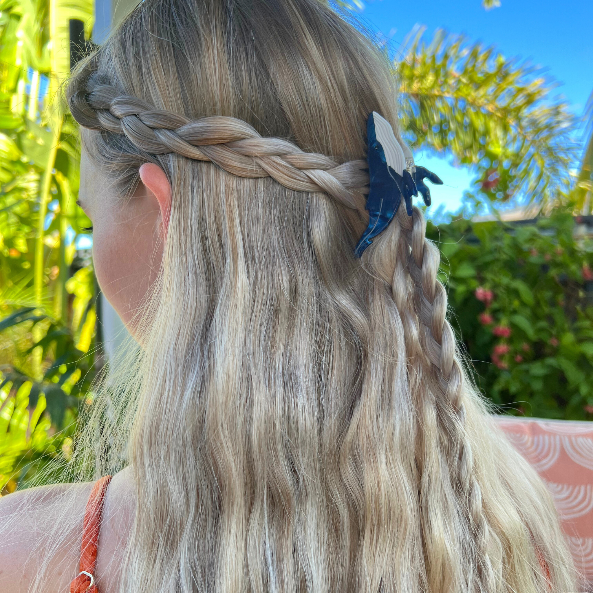 Mini Humpback Whale Hair Claw